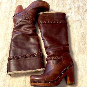 UGG boots leather wood heal